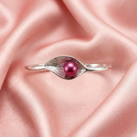 Lotus Leaf Cuff Bangle + 1 Oyster Reveal