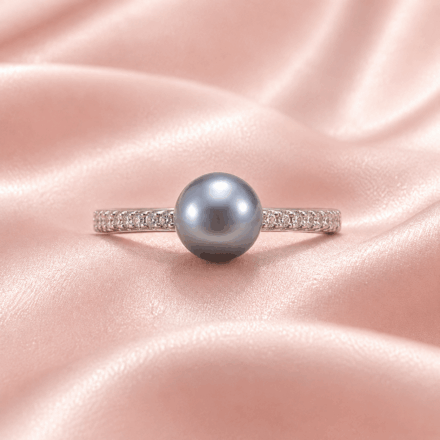 Montana (Size 7) Ring (S/Silver) + 1 Oyster Reveal